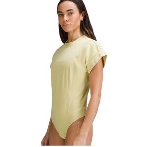 Lululemon Heavyweight Cotton T-Shirt Bodysuit Finch Yellow Size Small